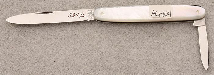 HEN & ROOSTER - WHITE PEARL - 2 BLADE FOLDER - 2-7/8" CLOSED - SPEAR POINT BLADE - PEN BLADE