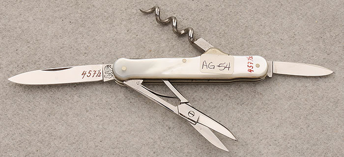Hen & Rooster 2-7/8" Unique 2 Blade Folder Mother-of-Pearl