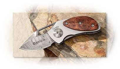 Maserin Turtle with Damascus Blade