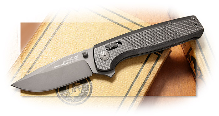 SOG - TERMINUS XR LTE - G-10 HANDLE WITH CARBON FIBER LINES - GRAPHITE TINI COATED BLADE