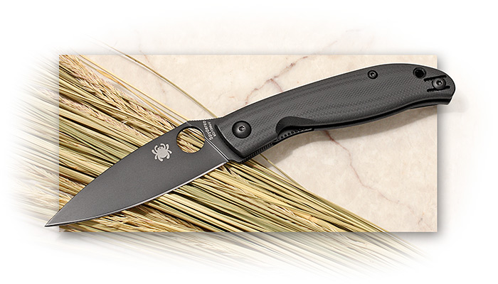 Spyderco® Mantra™ All Black